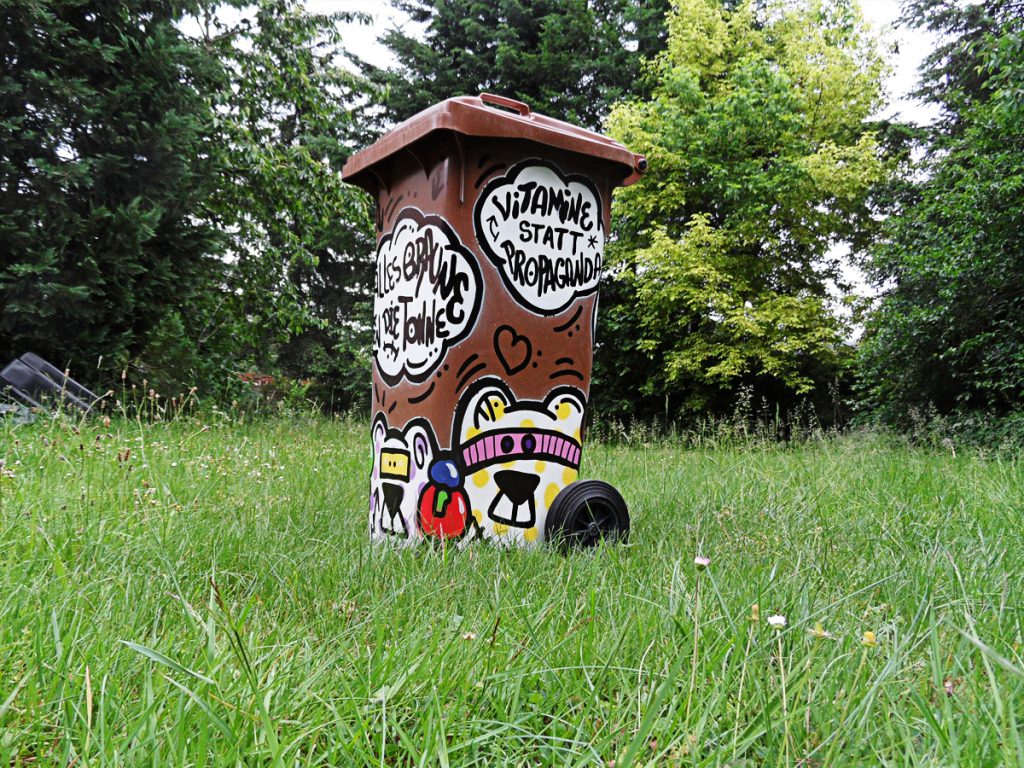 angry koala alles braune in die tonne 02