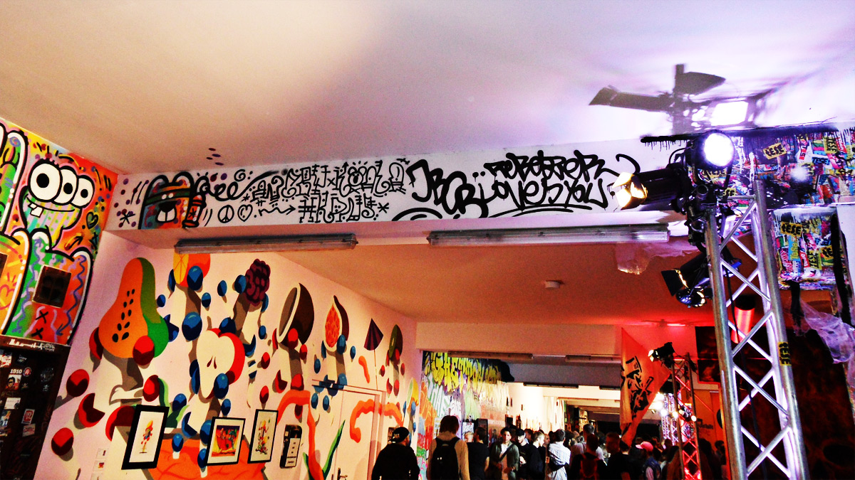 angry koala x hkdns millerntor gallery mural